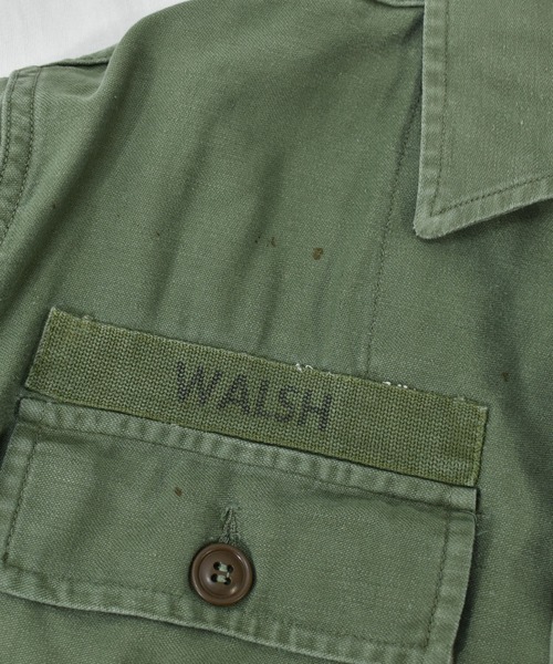 VINTAGE（ヴィンテージ）の「【ヴィンテージ古着】ミリタリー US.ARMY ワッペン刺繍 ユーティリティシャツ（シャツ/ブラウス・メンズ・グリーン・LARGE）」の7枚目の写真