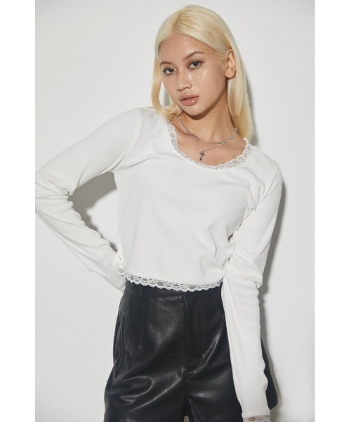 LAGUA GEM(ラグアジェム)の「ROUND NECK LACE TOPS トップス(Tシャツ/カットソー・レディース・カーキ/ブラック/オフホワイト・FREE)」の2枚目の写真