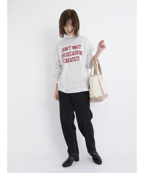 Samansa Mos2 blue(サマンサモスモスブルー)の「裏起毛ロゴスウェット(Tシャツ/カットソー・レディース・グリーン/パープル/キナリ/トップグレー/ブラック・フリ-)」の18枚目の写真