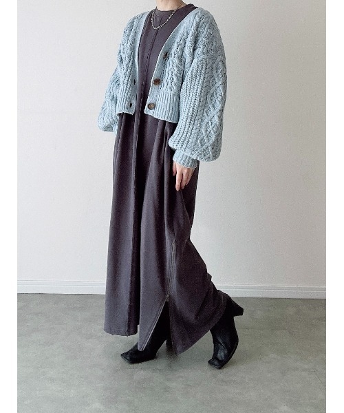 Yucca（ユッカ）の「ケーブルショート丈カーディガン（MEKKE　低身長向け）（カーディガン/ボレロ・レディース・サックスブルー/ピンク/ベージュ・FREE）」の13枚目の写真