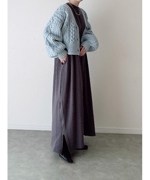 Yucca（ユッカ）の「ケーブルショート丈カーディガン（MEKKE　低身長向け）（カーディガン/ボレロ・レディース・サックスブルー/ピンク/ベージュ・FREE）」の20枚目の写真