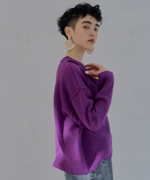 manana suerte（マニャーナスエルテ）の「バックスリット三つ編み紐ニット（ニット/セーター・レディース・オフホワイト/パープル/ブラック・FREE）」の13枚目の写真