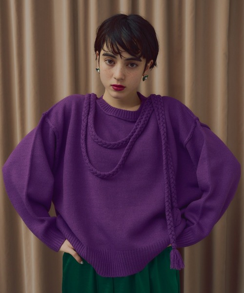 manana suerte（マニャーナスエルテ）の「バックスリット三つ編み紐ニット（ニット/セーター・レディース・オフホワイト/パープル/ブラック・FREE）」の4枚目の写真