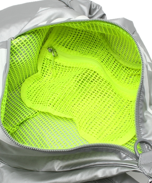 NIKE SPORTSWEAR（ナイキスポーツウェアー）の「ユニセックス 3way ビトリック バックパック NIKE VITRIC BACKPACK BA4928-011（バックパック/リュック・レディース・ブラック/シルバー・ONE SIZE）」の14枚目の写真