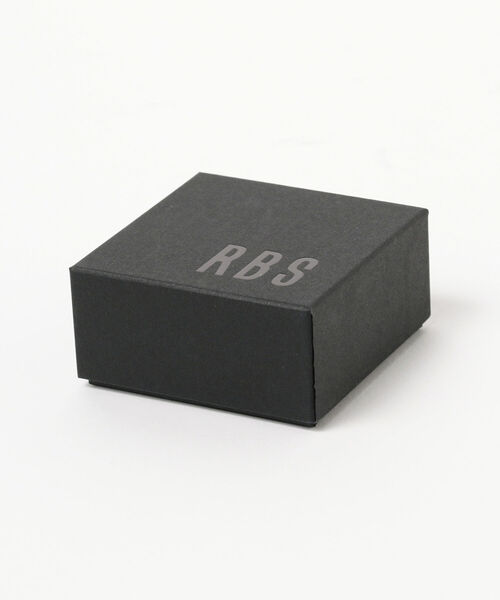 Ray BEAMS(レイビームス)の「RBS / ニュアンス サークル ネックレス(ネックレス・レディース・ゴールド・ONE SIZE)」の4枚目の写真