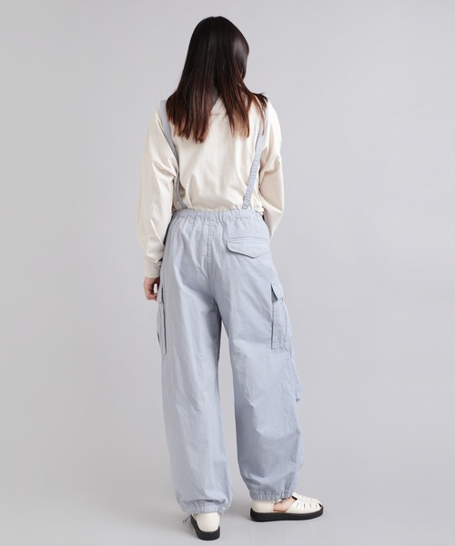 RNA-N(アールエヌエーエヌ)の「R4063 サスペンダーパラシュートパンツ(カーゴパンツ・レディース・ネイビー/グレイッシュブルー/サンドベージュ・MEDIUM)」の17枚目の写真