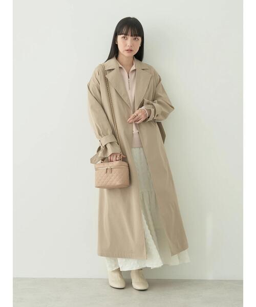 earth music&ecology（アースミュージックアンドエコロジー）の「着流しロングトレンチ（トレンチコート・レディース・ベージュ/ホワイト系その他2/サックスブルー・FREE）」の8枚目の写真