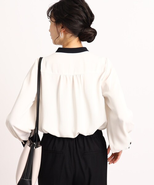 DRESKIP（ドレスキップ）の「◆【フェミニンコーデ】配色スタンドカラーブラウス（シャツ/ブラウス・レディース・ブラック系/ライトグリーン/ライトベージュ/ホワイト系3・02/03/04）」の14枚目の写真