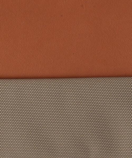 THE NORTH FACE(ザノースフェイス)の「【WEB限定】<THE NORTH FACE> ローマー ガジェット ホルダー(クラッチバッグ・レディース・ブラウン/ブラック・FREE)」の4枚目の写真