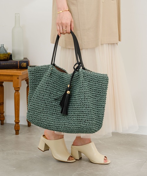 KATHARINE ROSS(キャサリンロス)の「【KATHARINE ROSS】タッセル2wayペーパービッグトートバッグ WEB限定(かごバッグ・レディース・ブラック/ダークブラウン/ベージュ/ブラウン/グレー/オレンジ/ブルーグリーン/グリーン/カーキ/ブルー/ピンク/ホワイト・MEDIUM)」の8枚目の写真