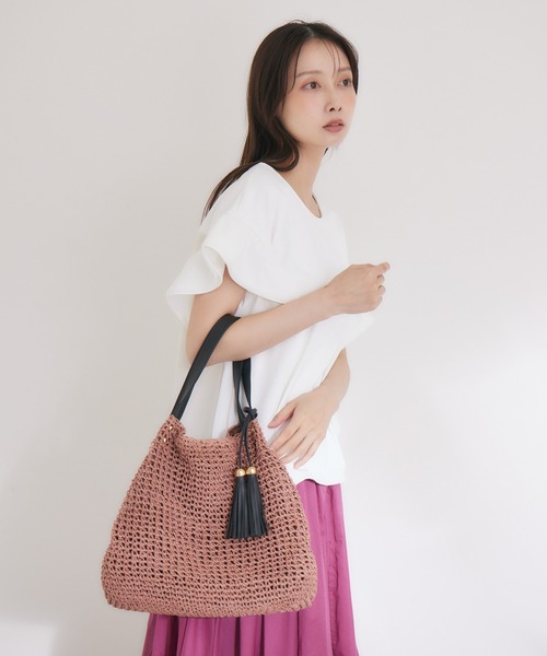 KATHARINE ROSS(キャサリンロス)の「【KATHARINE ROSS】タッセル2wayペーパービッグトートバッグ WEB限定(かごバッグ・レディース・ブラック/ダークブラウン/ベージュ/ブラウン/グレー/オレンジ/ブルーグリーン/グリーン/カーキ/ブルー/ピンク/ホワイト・MEDIUM)」の13枚目の写真