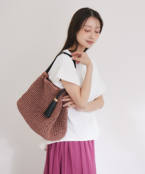 KATHARINE ROSS(キャサリンロス)の「【KATHARINE ROSS】タッセル2wayペーパービッグトートバッグ WEB限定(かごバッグ・レディース・ブラック/ダークブラウン/ベージュ/ブラウン/グレー/オレンジ/ブルーグリーン/グリーン/カーキ/ブルー/ピンク/ホワイト・MEDIUM)」の14枚目の写真