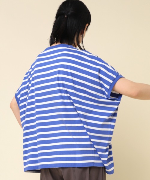 RNA-N(アールエヌエーエヌ)の「M2026 クルーネックスクエアボーダーT(Tシャツ/カットソー・レディース・ホワイト×ブラック/ブラック×ホワイト/グリーン系その他/グレー/ブルー・MEDIUM)」の15枚目の写真