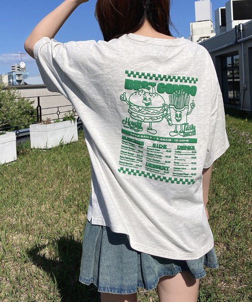 AS KNOW AS plus（アズノゥアズプラス）の「〇ジャンクフード 発泡プリントTシャツ（Tシャツ/カットソー・レディース・オフホワイト/ライトイエロー/オートミール/ブルー/ホワイト系2/ブラック系2/ブルー系2/アイボリー系2/ホワイト系3/ライトピンク/アイボリー系3/ブラック系3/ブルー系4/アイボリー系4/ブラック系4/ホワイト系4/ブラック系5/ブルー系6/アイボリー系6/ブラック系6/ホワイト系6/アイボリー系7/ブラック系7/パープル系7/アイボリー系8/ホワイト系8/ブルー系8/ブラック系8・FREE）」の18枚目の写真