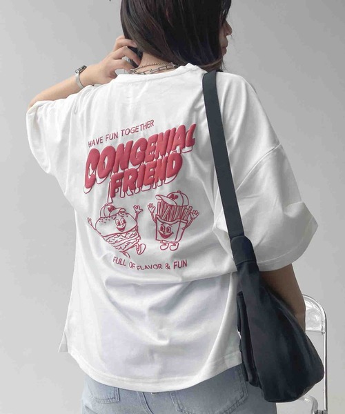 AS KNOW AS plus(アズノゥアズプラス)の「〇ジャンクフード 発泡プリントTシャツ(Tシャツ/カットソー・レディース・オフホワイト/ライトイエロー/オートミール/ブルー/ホワイト系2/ブラック系2/ブルー系2/アイボリー系2/ホワイト系3/ライトピンク/アイボリー系3/ブラック系3/ブルー系4/アイボリー系4/ブラック系4/ホワイト系4/ブラック系5/ブルー系6/アイボリー系6/ブラック系6/ホワイト系6/アイボリー系7/ブラック系7/パープル系7/アイボリー系8/ホワイト系8/ブルー系8/ブラック系8/ブラック系9/アイボリー系9/パープル系9/ホワイト系9/ブルー系その他/ブラック系その他/ホワイト系その他/ベージュ系その他・FREE)」の3枚目の写真