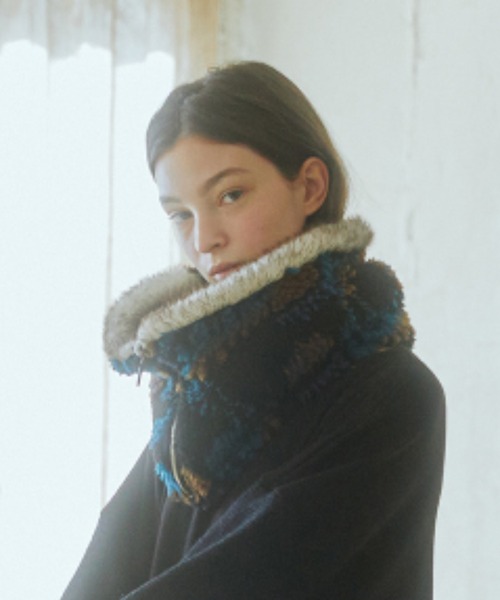 bedsidedrama（ベットサイドドラマ）の「bedsidedrama/ベッドサイドドラマ/Forest Fleece JQ Neck Warmer（ネックウォーマー/スヌード・レディース・ライトグレー/ブラック・1）」の9枚目の写真