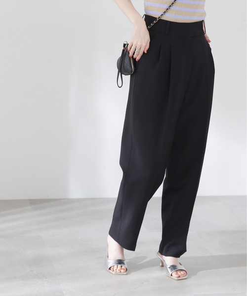 N.（N. Natural Beauty Basic）（エヌエヌナチュラルビューティーベーシック）の「◆ドライタッチテーパードパンツ（スラックス・レディース・ブラック/ベージュ・MEDIUM）」の9枚目の写真