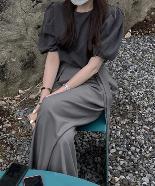 FREE STYLISTS(フリー スタイリスト)の「YUGA_YGMC ハイウエスト アシンメトリータック ワイドレングスパンツ(その他パンツ・レディース・ブラック/グレー/ベージュ・S/M/L)」の14枚目の写真