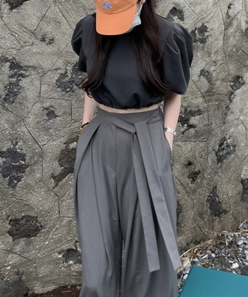 FREE STYLISTS(フリー スタイリスト)の「YUGA_YGMC ハイウエスト アシンメトリータック ワイドレングスパンツ(その他パンツ・レディース・ブラック/グレー/ベージュ・S/M/L)」の19枚目の写真