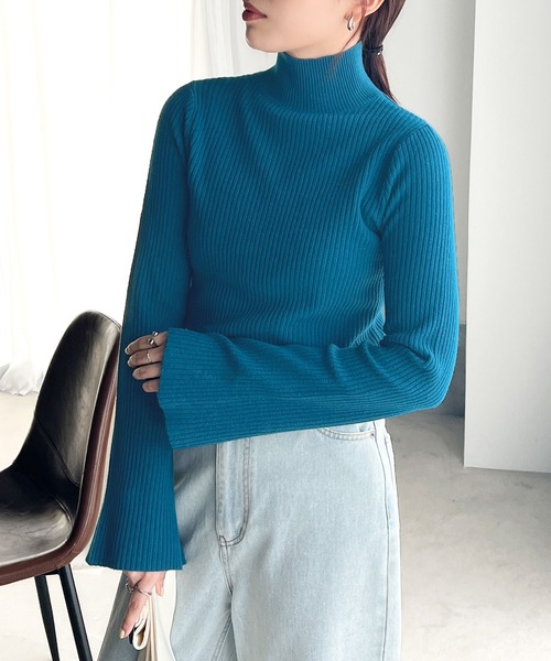 classicalelf（クラシカルエルフ）の「大人の旬トップス 袖フレアリブニット（ニット/セーター・レディース・その他/ブルー/グレー/オフホワイト/ベージュ系その他・LARGE/MEDIUM/SMALL/X-LARGE）」の8枚目の写真