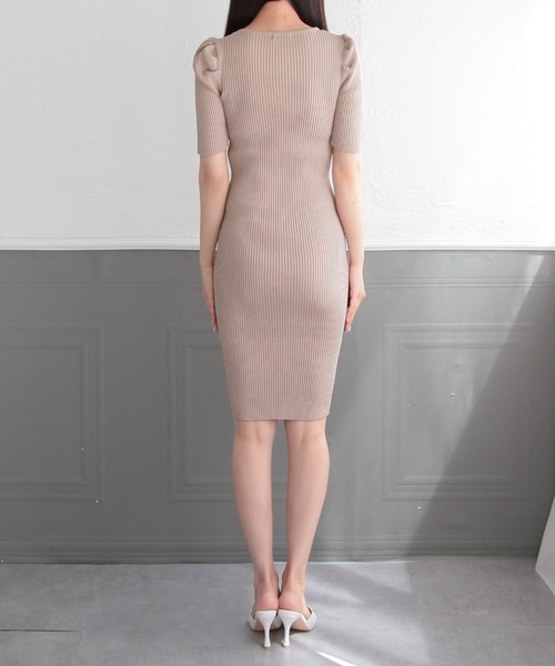 Julia Boutique(ジュリアブティック)の「ミディアム丈・五分袖タイトニットワンピース/23132(ワンピース・レディース・ラベンダー/ピンク/ブラック・MEDIUM)」の9枚目の写真