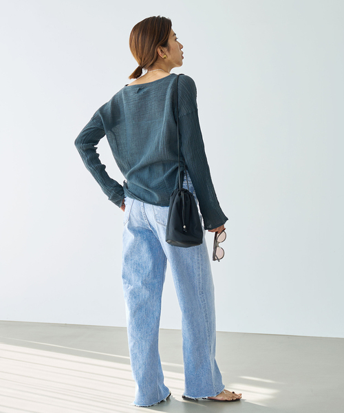 IENA(イエナ)の「《追加》【YANUK/ヤヌーク】LILITH カットオフデニム(デニムパンツ・レディース・ブルー・22/23/24/25/26)」の4枚目の写真