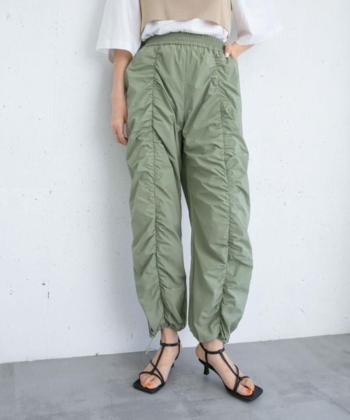 ハバーサック☆フロントギャザー 　ポケット　サルエルパンツ IVORY ハバーサック☆フロントギャザー ポケット サルエルパンツ IVORY