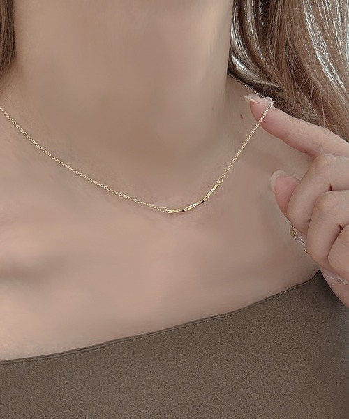 apres jour clair(アプレジュールクレア)の「【apres jour clair×ARIAZ】ツイストネックレス(ネックレス・レディース・ゴールド/シルバー・FREE)」の2枚目の写真