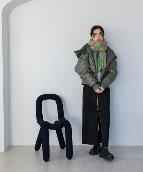 JEANASIS（ジーナシス）の「ヌバックライクナロースカート/966393（スカート・レディース・ブラック/オフホワイト/オレンジ・SMALL/MEDIUM）」の15枚目の写真