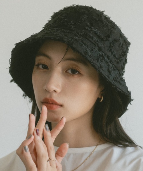 VANNIE U（ヴァニーユー）の「フリンジチェックバケットハット（ハット・レディース・チェック/ブラック・FREE）」の2枚目の写真