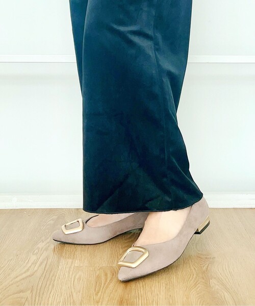 ESPERANZA(エスペランサ)の「モチーフフラットヒールパンプス【ESPERANZA_blanca】(パンプス・レディース・こしょう色系1/ブラック系/ウッド・M/S/L/LL)」の3枚目の写真