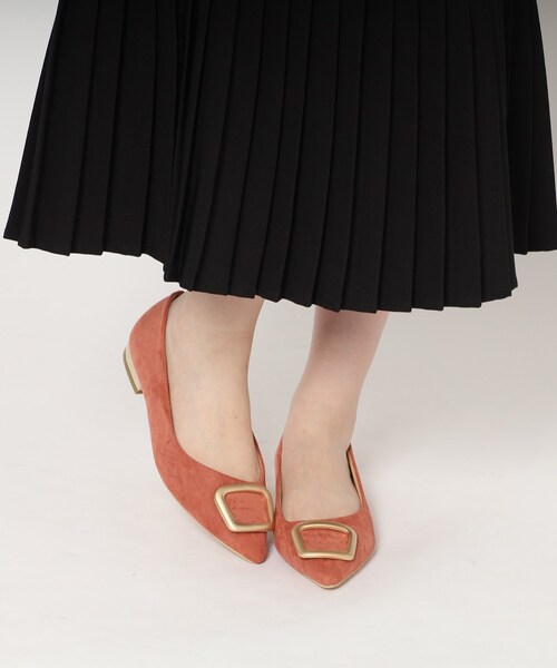 ESPERANZA(エスペランサ)の「モチーフフラットヒールパンプス【ESPERANZA_blanca】(パンプス・レディース・こしょう色系1/ブラック系/ウッド・M/S/L/LL)」の2枚目の写真