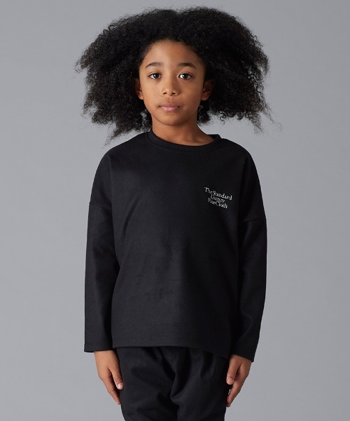 Smoothy（スムージー）の「SMOOTHY F.Suede C/S / スムージー フェイクスエードカットソー（Tシャツ/カットソー・キッズ・ベージュ/ブラック/ヘザーグレー/カーキ/チャコールグレー・X-LARGE/MEDIUM/LARGE/SMALL）」の2枚目の写真