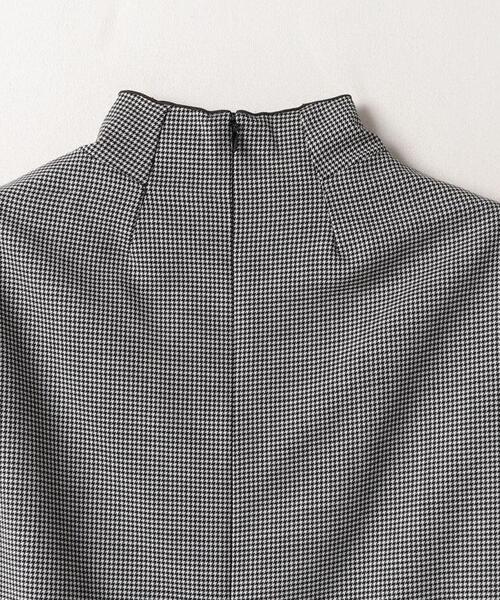 LANVIN en Bleu（ランバンオンブルー）の「スタンドカラーチェックブラウス（シャツ/ブラウス・レディース・キャメル/チャコールグレー・38）」の15枚目の写真