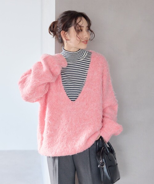 大値下げ⭐️今週のみ⭐️シャギーニット切替チュニック❤️ピンク❤️新品 MAISON SPECIAL（メゾンスペシャル）の「2way V-neck Shaggy Knit Wear