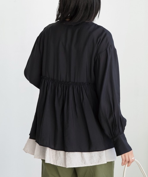 LAVEANGE（ラビアンジェ）の「【洗える】ビンテージサテン配色フレアブラウス（シャツ/ブラウス・レディース・ピンク系その他/ブラック/オフホワイト・5L/4L/3L/LL/M）」の16枚目の写真