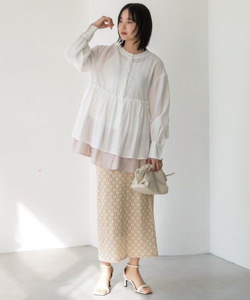 LAVEANGE（ラビアンジェ）の「【洗える】ビンテージサテン配色フレアブラウス（シャツ/ブラウス・レディース・ピンク系その他/ブラック/オフホワイト・5L/4L/3L/LL/M）」の10枚目の写真