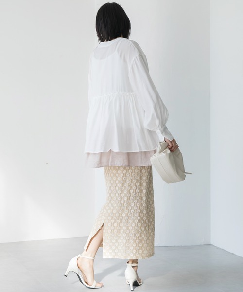 LAVEANGE（ラビアンジェ）の「【洗える】ビンテージサテン配色フレアブラウス（シャツ/ブラウス・レディース・ピンク系その他/ブラック/オフホワイト・5L/4L/3L/LL/M）」の12枚目の写真