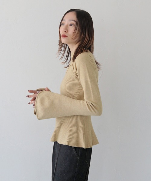 CLEIO（クレイオ）の「【CLEIO】ビスチェツインベルスリーブニット/BUSTIER DESIGN BELL SLEEVE KNITTED/982-11603（ニット/セーター・レディース・ブラウン/ベージュ/アイボリー・FREE）」の13枚目の写真