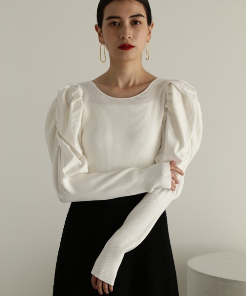 JILL STUART（ジルスチュアート）の「◆ハイゲージパフスリーブニットトップ（ニット/セーター・レディース・ホワイト/ブルー/ブラック・FREE）」の2枚目の写真