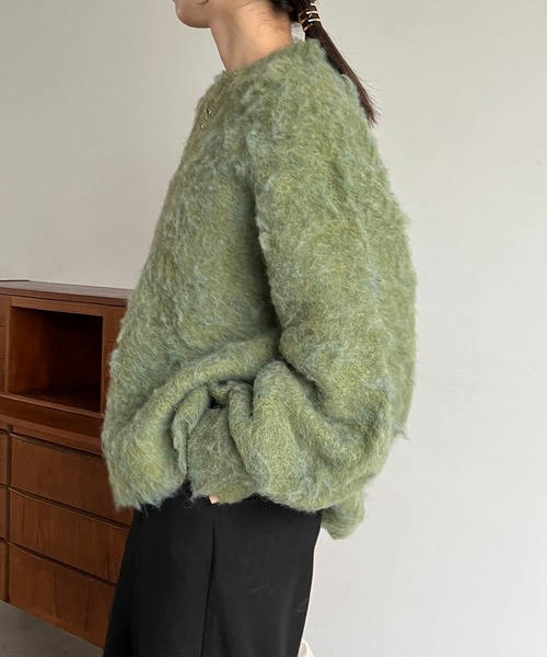 CAPRICIEUX LE'MAGE(カプリシューレマージュ)の「シャギープルオーバー(ニット/セーター・レディース・ライトベージュ/チャコールグレー/グリーン/ブルー・FREE)」の12枚目の写真