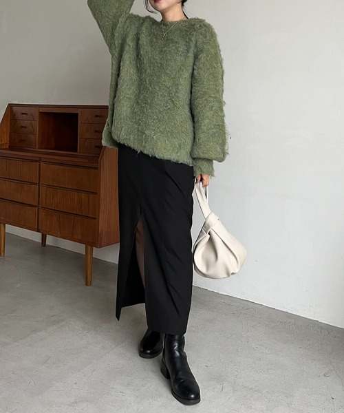 CAPRICIEUX LE'MAGE(カプリシューレマージュ)の「シャギープルオーバー(ニット/セーター・レディース・ライトベージュ/チャコールグレー/グリーン/ブルー・FREE)」の6枚目の写真