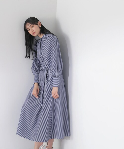 NATURAL BEAUTY BASIC(ナチュラルビューティーベーシック)の「◇ギャザースリーブシャツワンピース(シャツワンピース・レディース・ベージュ系その他/ブルー系その他6/ダークブルー・MEDIUM/SMALL)」の16枚目の写真