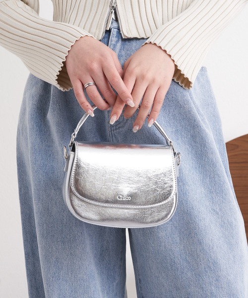 Chico（チコ）の「メタリックミニショルダーバッグ（ショルダーバッグ・レディース・シルバー/ゴールド/ブラック・FREE）」の4枚目の写真