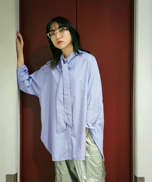 KBF（ケイビーエフ）の「ボウタイロングシャツ（シャツ/ブラウス・レディース・ベージュ系その他/ブルー系その他・ONE）」の17枚目の写真