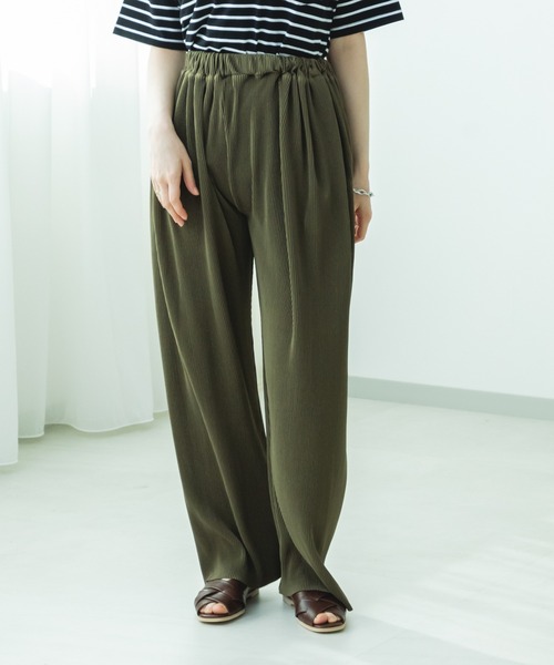 pairmanon(ペアマノン)の「【リンクコーデ】【ママサイズ】セルフカットプリーツパンツ(その他パンツ・レディース・ベージュ/レッド/グリーン/ブラック/カーキ・FREE)」の3枚目の写真