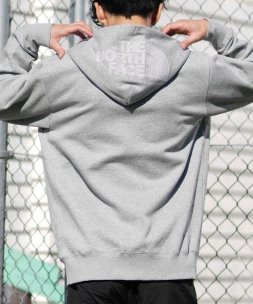 THE NORTH FACE（ザノースフェイス）の「THE NORTH FACE ザ・ノース・フェイス ジップアップ パーカー REARVIEW FULL ZIP HOODIE NT12442（パーカー・メンズ・グレー/ネイビー×ホワイト/ダークカーキ/オートミール/ブラック/ブルー/レッド/ロイヤルブルー/ダークベージュ/ホワイト/ダークオリーブ/ホワイト×ホワイト/ブラック×ブラック/サンドベージュ/ネイビー/アイボリー/グレー系その他・S/M/L/XL/XS）」の7枚目の写真
