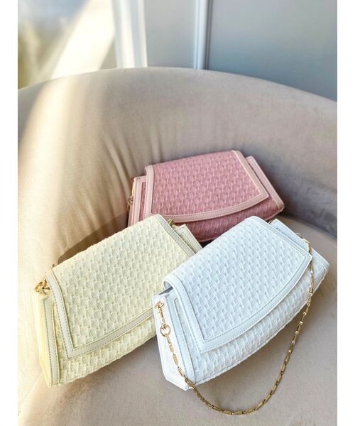 RESEXXY（リゼクシー）の「ツイードコンパクトバッグ（ハンドバッグ・レディース・イエロー/ピンク/アイボリー・FREE）」の4枚目の写真