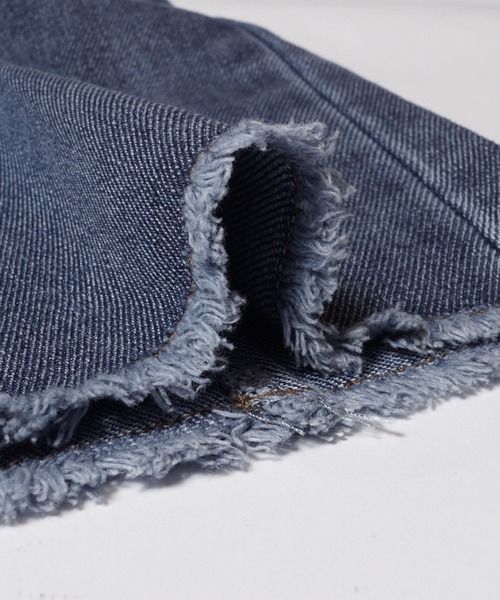 coca（coca）（コカ）の「しゃがめるバックシームストレッチデニム（デニムパンツ・レディース・ブルー・S/M/L）」の8枚目の写真