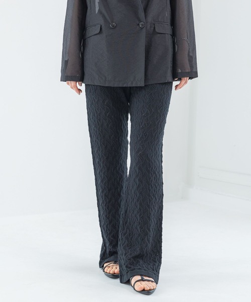 LEPSIM(レプシィム)の「【FOR I SERIES】透かしニットパンツ 111717(その他パンツ・レディース・オフホワイト/ブラック・FREE)」の2枚目の写真